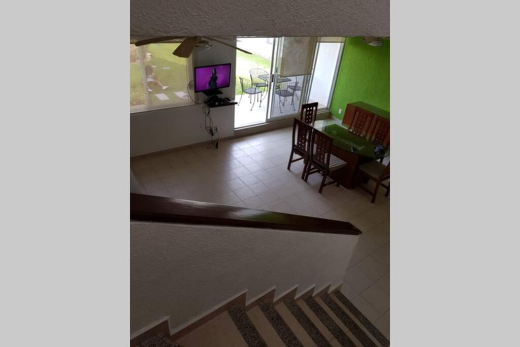 Casa En Diamante Case de vacanță *